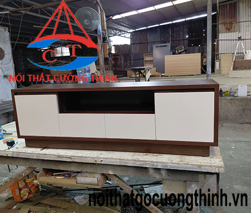 Mẫu kệ tivi gỗ công nghiệp MDF đẹp hiện đại