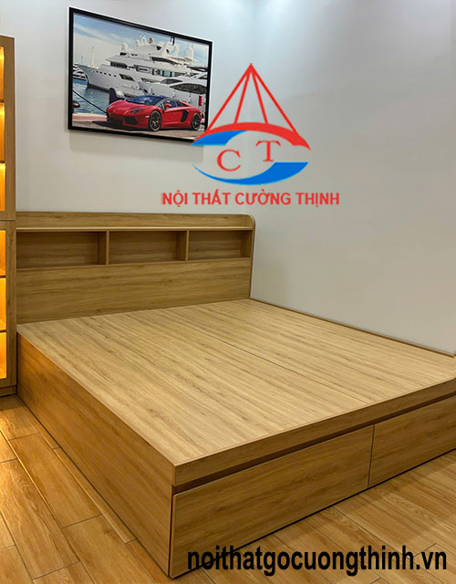 Giường đôi 1m8x2m có ngăn kệ và hộc kéo dưới