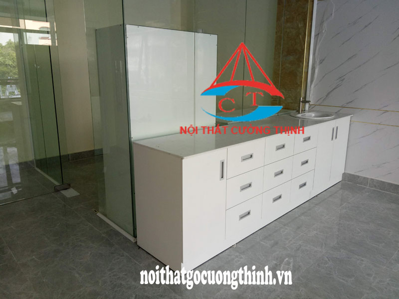 Tủ đựng dụng cụ nha khoa gỗ công nghiệp sản xuất tại Quận Thủ Đức