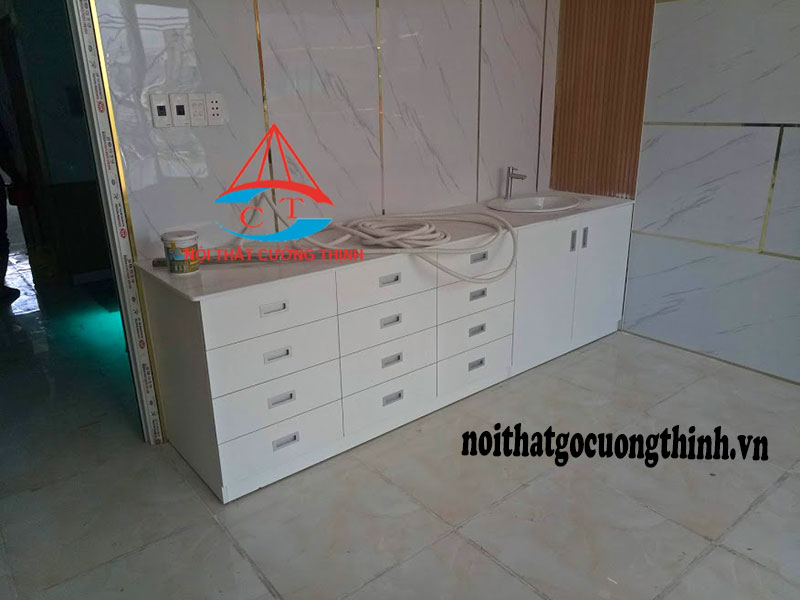 Tủ nha khoa đẹp bằng gỗ công nghiệp MDF chống ẩm phủ Melamine tại Quận 2