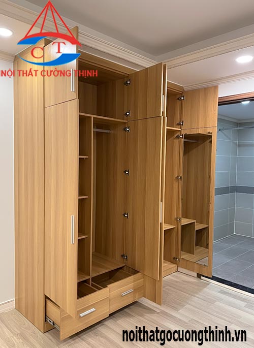 Mẫu tủ gỗ công nghiệp 4 cánh 3 buồng đẹp hiện đại cho phòng ngủ